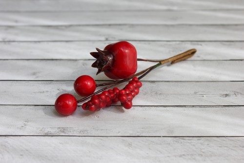 Букетик Hobby&You с красным шиповником