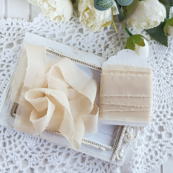 Лента "Искусственный шёлк" Светло-бежевая Узкая