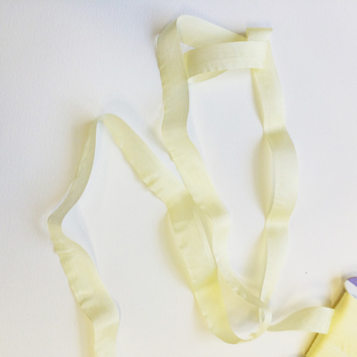 Лента шёлковая 13 мм. Цвет ваниль катушка 9м