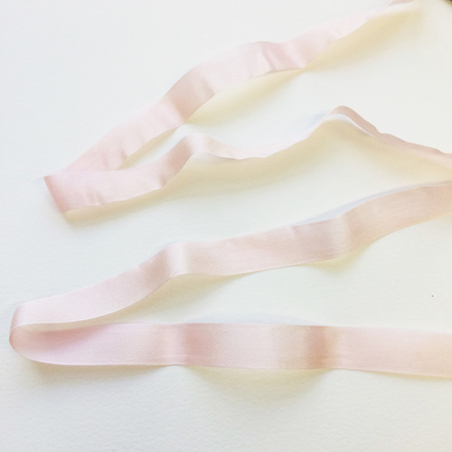 Лента шёлковая 13 мм. Цвет бледно-розовый катушка 9м