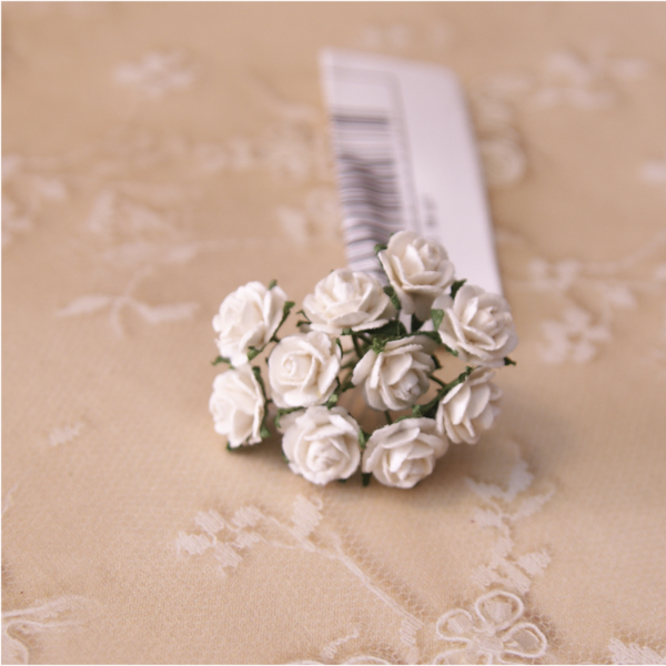 Букет микро-розочек 1 см открытых. Цвет белый.