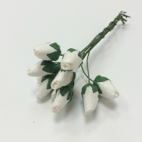 Букет мини-розочек закрытых 10 штук. Цвет белый