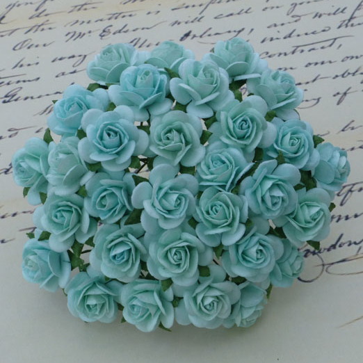 Букет розочек открытых 2 см. Цвет мятный