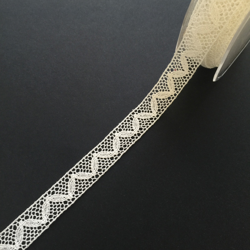 Кружево ажурное 15 мм, сеточка, цвет молочный