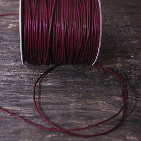 Вощённый шнур 1 мм. Цвет бордовый