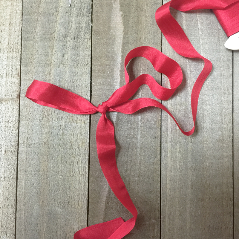 Лента шёлковая 13 мм. Цвет красный