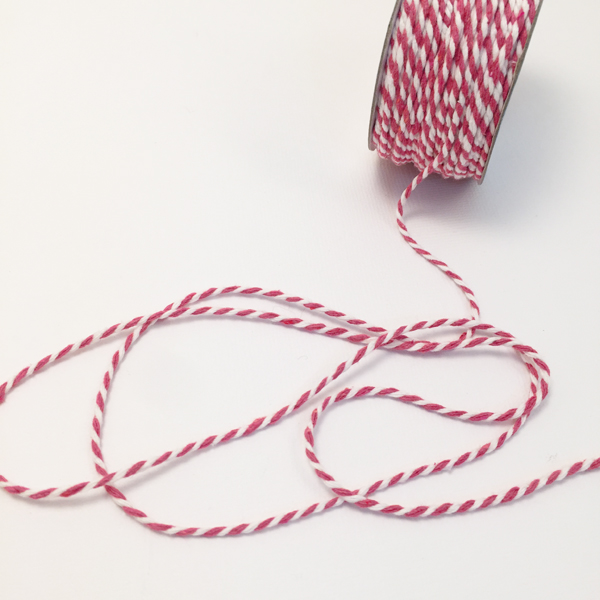 Шнур двухцветный 2 мм Gamma, цвет ярко-розовый с белым