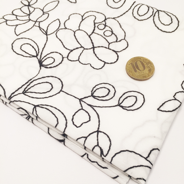 Ткань лоскутная 50 х 55 см "Rebecca", вышивка-цветочки на белом