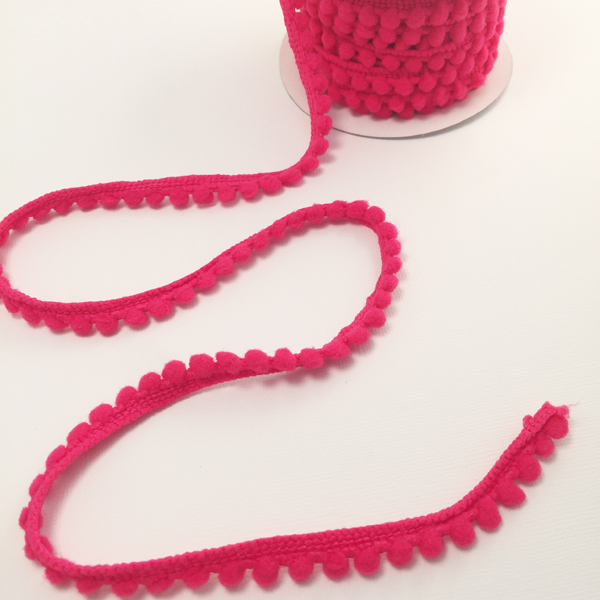 Тесьма с помпонами Blitz, цвет фуксия