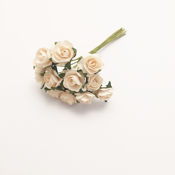 Бумажные розы MrPainter в букете, цвет Персиковое суфле