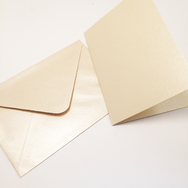 Набор заготовок для открыток с конвертами MrPainter, шампань с перламутром