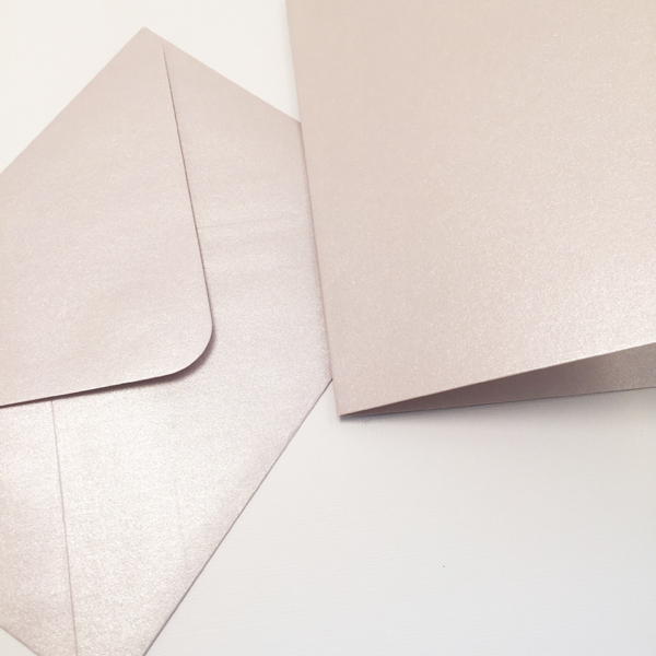 Набор заготовок для открыток с конвертами MrPainter, сиреневый с перламутром