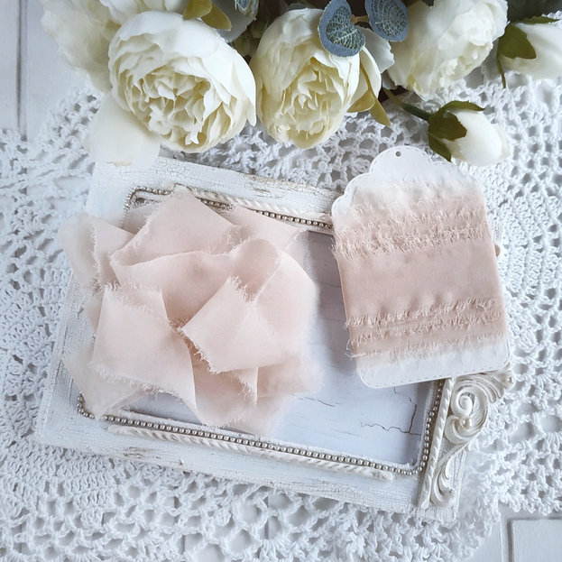 Лента "Искусственный шёлк" Нежно-бежевая Узкая