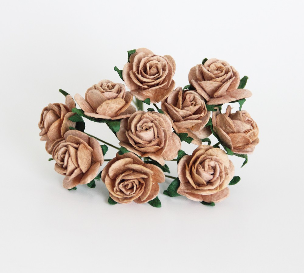 Букет розочек открытых 2 см. Цвет бежевый