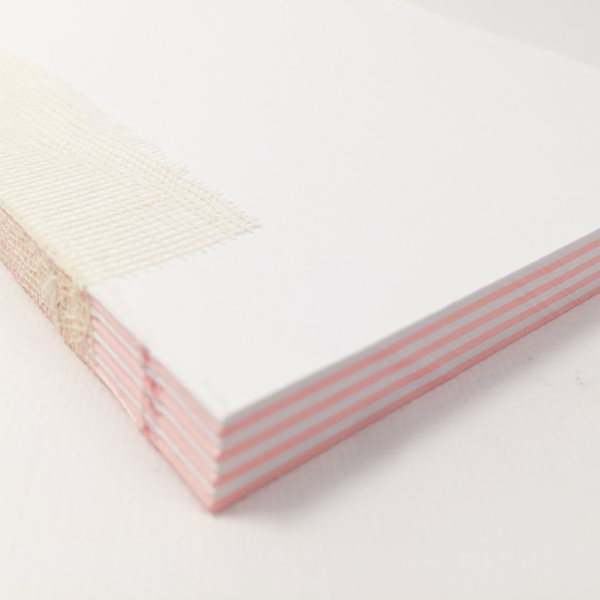 Блок внутренний для блокнота А6, 80 г/м2, цвет белый-светло-розовый