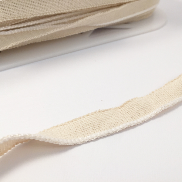 Каптал кремовый с белым бордюром, 15 мм