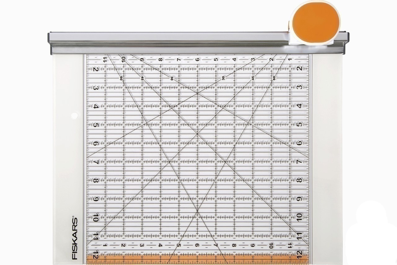 Резак (триммер) Fiskars 2-в-1 роторный настольный 31 см
