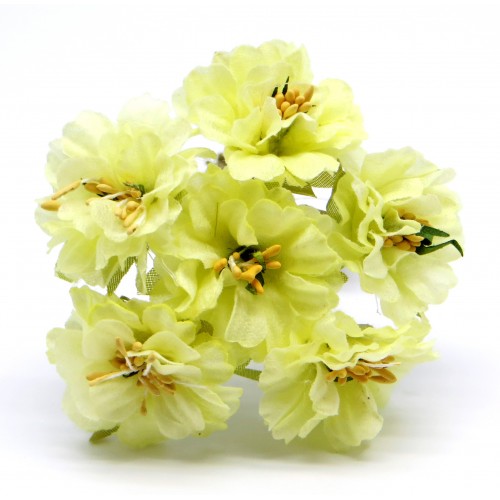 Декоративный букетик Рукоделие "Цветочки нежно-жёлтые с жёлтыми тычинками"