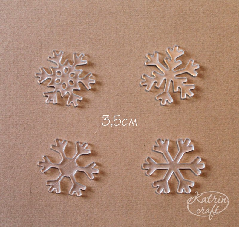 Акриловое украшение "Снежинки 3,5 см 4 штуки"