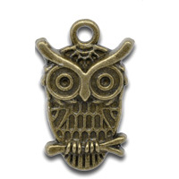Подвеска металлическая "Сова". Цвет античный бронзовый.