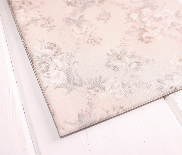 Ткань лоскутная 50 х 55см "4522", розы цвета какао