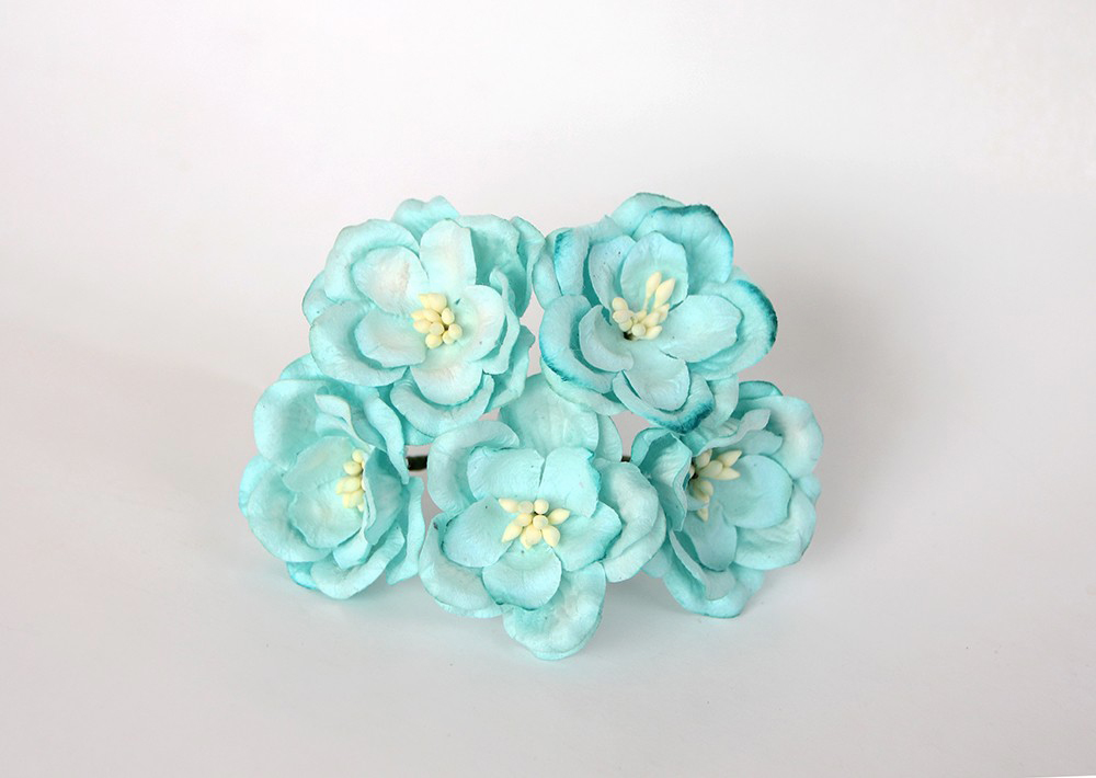 Букет магнолий 3,5 см, цвет мятно-голубой