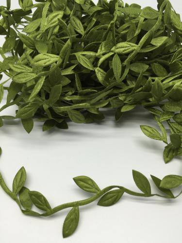 Лента-гирлянда "Листочки". Цвет оливковый