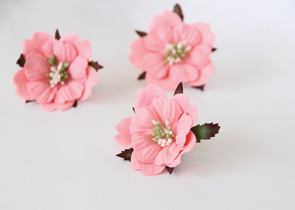 Цветок анемона, цвет розово-персиковый, 1 шт