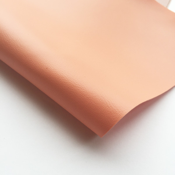 Искуственная кожа гладкая, размер 25 х 35 см, цвет персиковый
