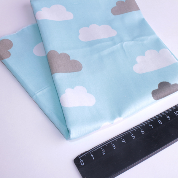 Отрез ткани 48 х 48 см "Облачка на голубом"