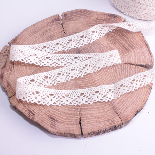 Кружево вязаное 1,5 см, цвет кремовый (029600)