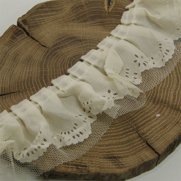 Тесьма "Рюши-юбочка двойная 5 см", цвет кремовый