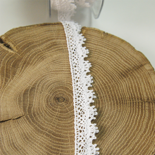 Кружево вязаное 1,5 см, цвет белый (029877)