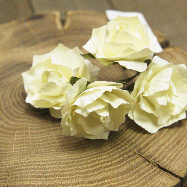 Бумажные розы 3.5 см MrPainter , цвет кремовый, 4 штуки