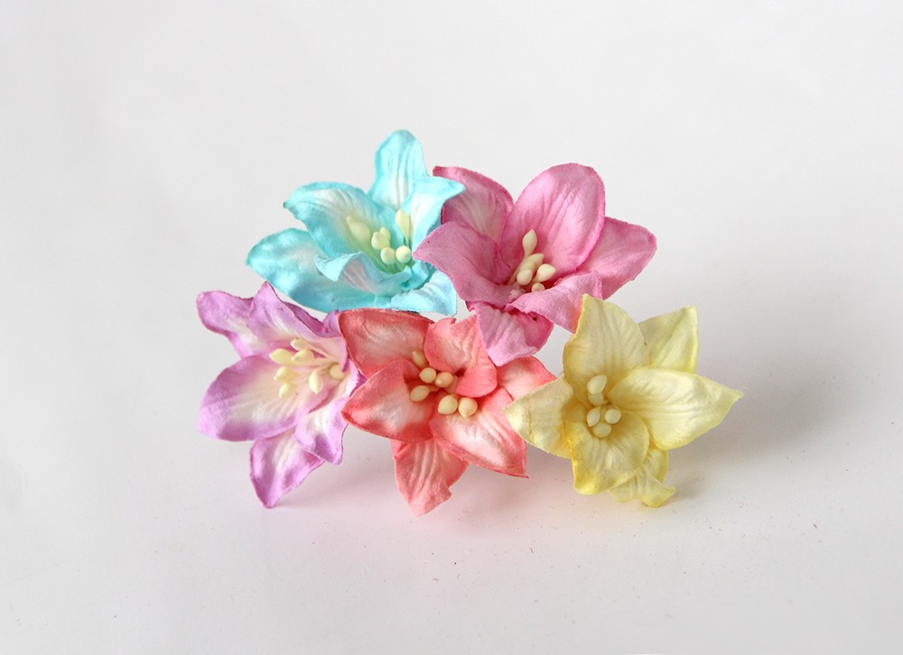 Букет лилий 4 см, цвет пастельный микс