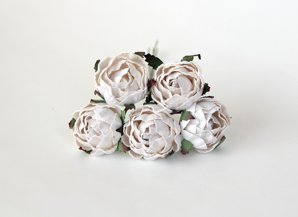 Букет ранункулюсов. Цвет белый