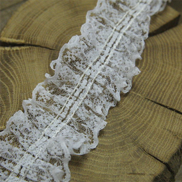 Тесьма "Рюши кружевные 4 см", цвет белый