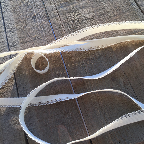 Резинка для блокнотов 8 мм с краем-гребешком, цвет молочный