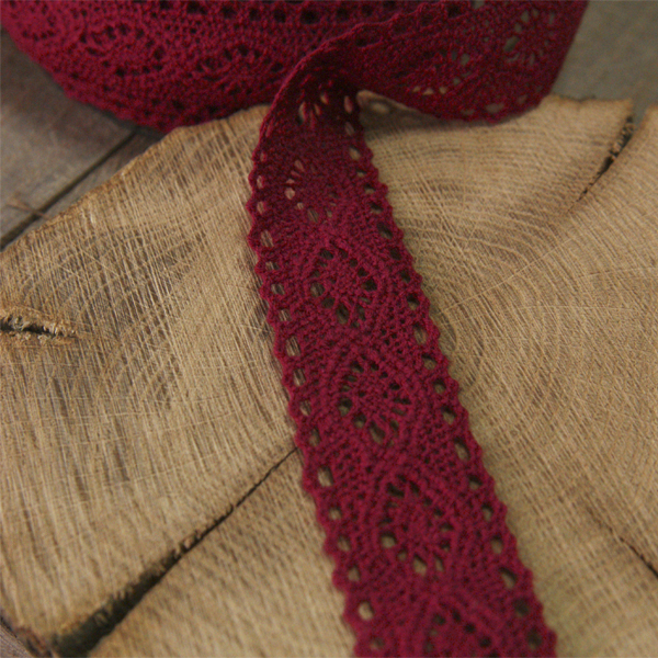 Кружево вязаное 2,8 см, цвет бордовый (032594)
