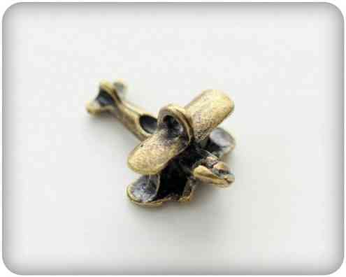 Подвеска металлическая "Самолётик" Цвет античный бронзовый. (