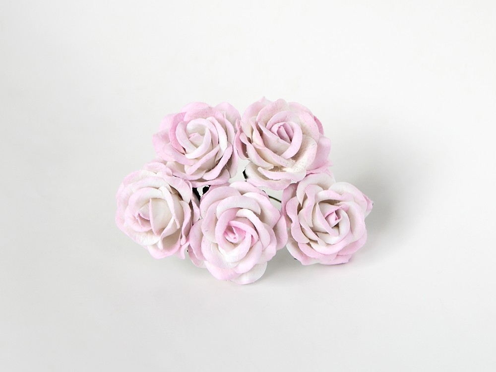 Букет роз 3,5 см, цвет бело-розовый