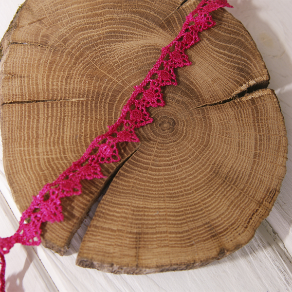 Гипюр "Треугольнички" 15 мм, цвет малиновый