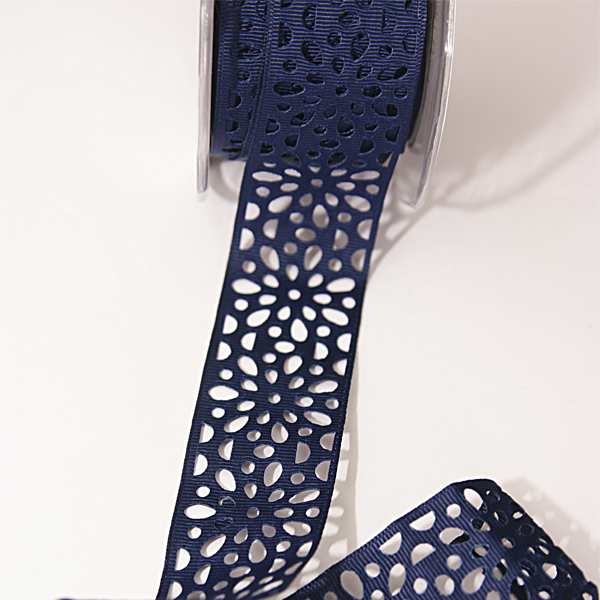 Лента репсовая 3,8 см с вырубным рисунком "Цветы", синий