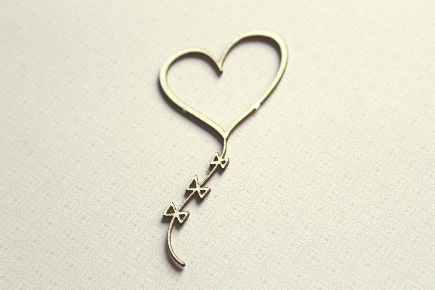 Чипборд WoodCraft "Воздушный змей сердечко "