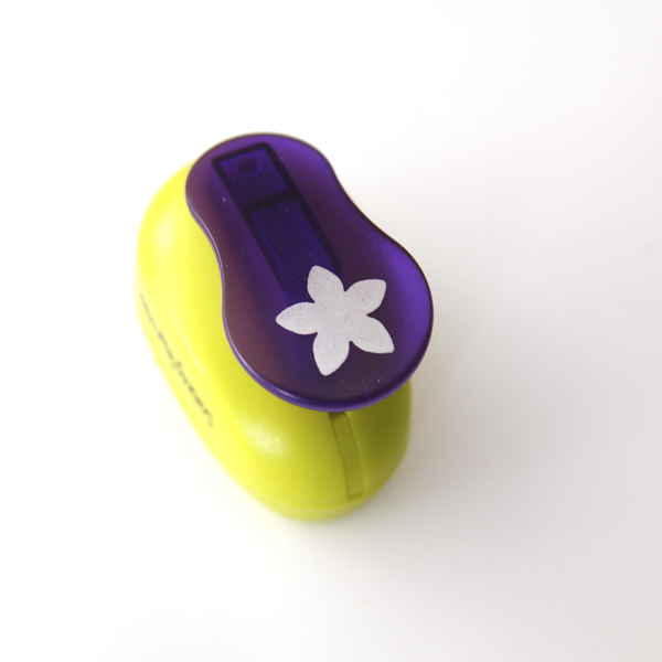 Фигурный дырокол MrPainter 2.5 см "Цветок №5"