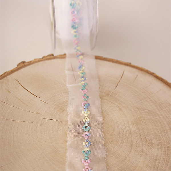 Кружево-сетка с цветочной вышивкой "Цветочки"