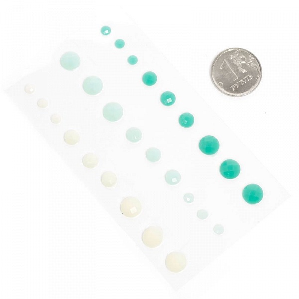 Набор гранёных камушков , мятно-кремовый