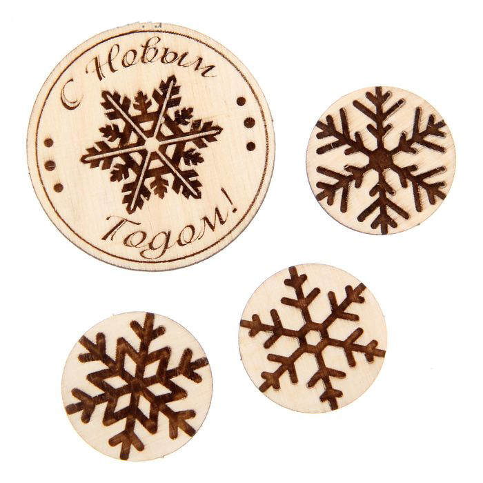 Набор деревянного декора "Спилы со снежинками"