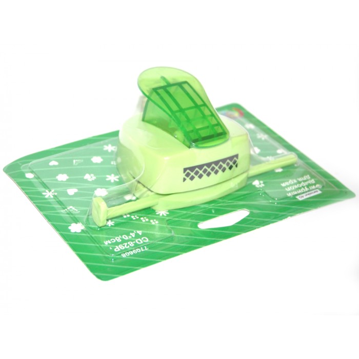 Фигурный дырокол для края Астра "Алмазы"