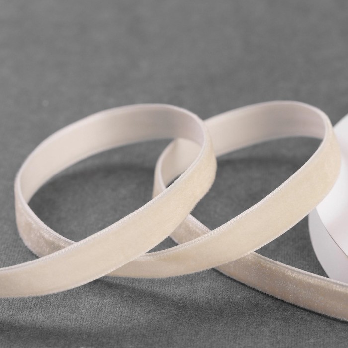 Лента бархатная 12 мм цвет Кремовый